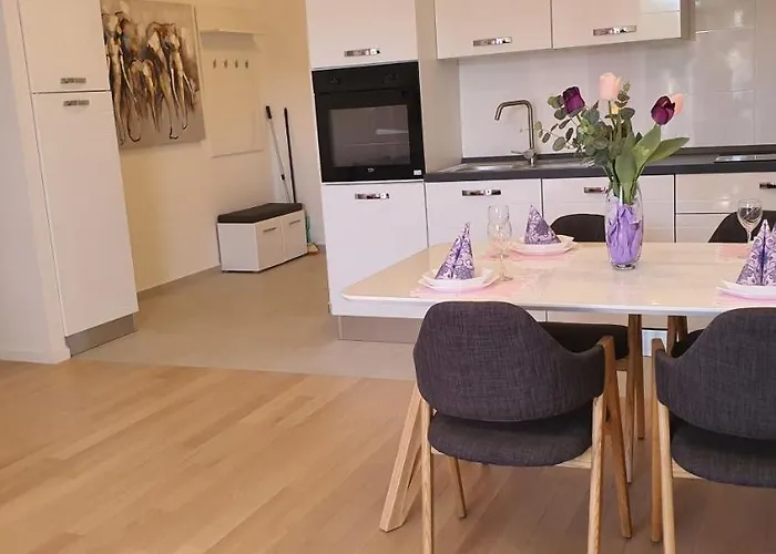 Galija 1 アパート ザダル