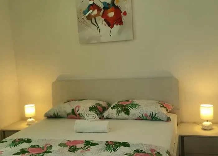 Galija 1 *