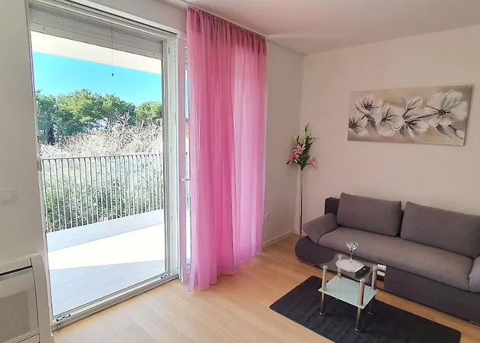 Apartment Galija 1
